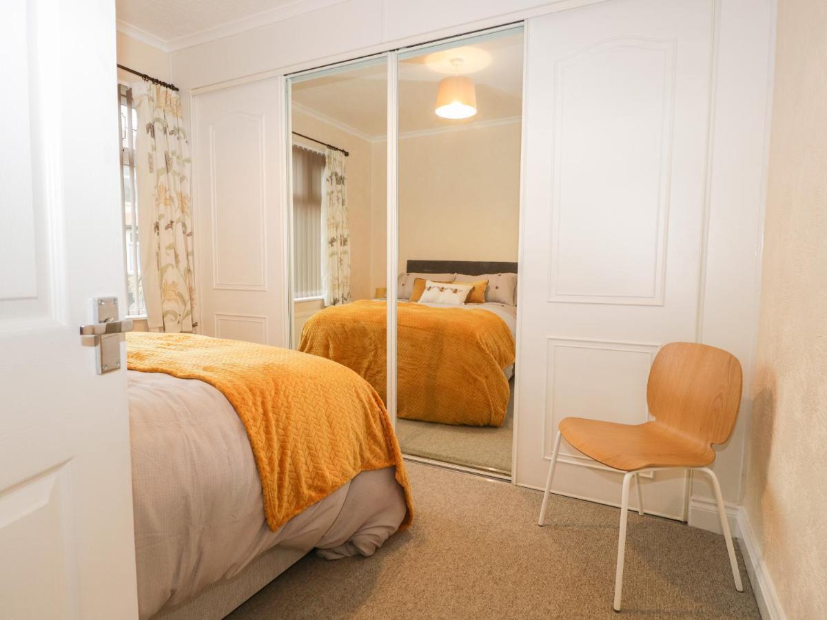 Villa Cosy Bee Morecambe Esterno foto